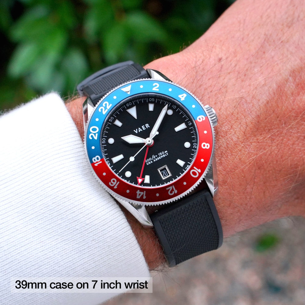 VAER G2 Meridian Watch - Navy/Red - 39mm USA GMT