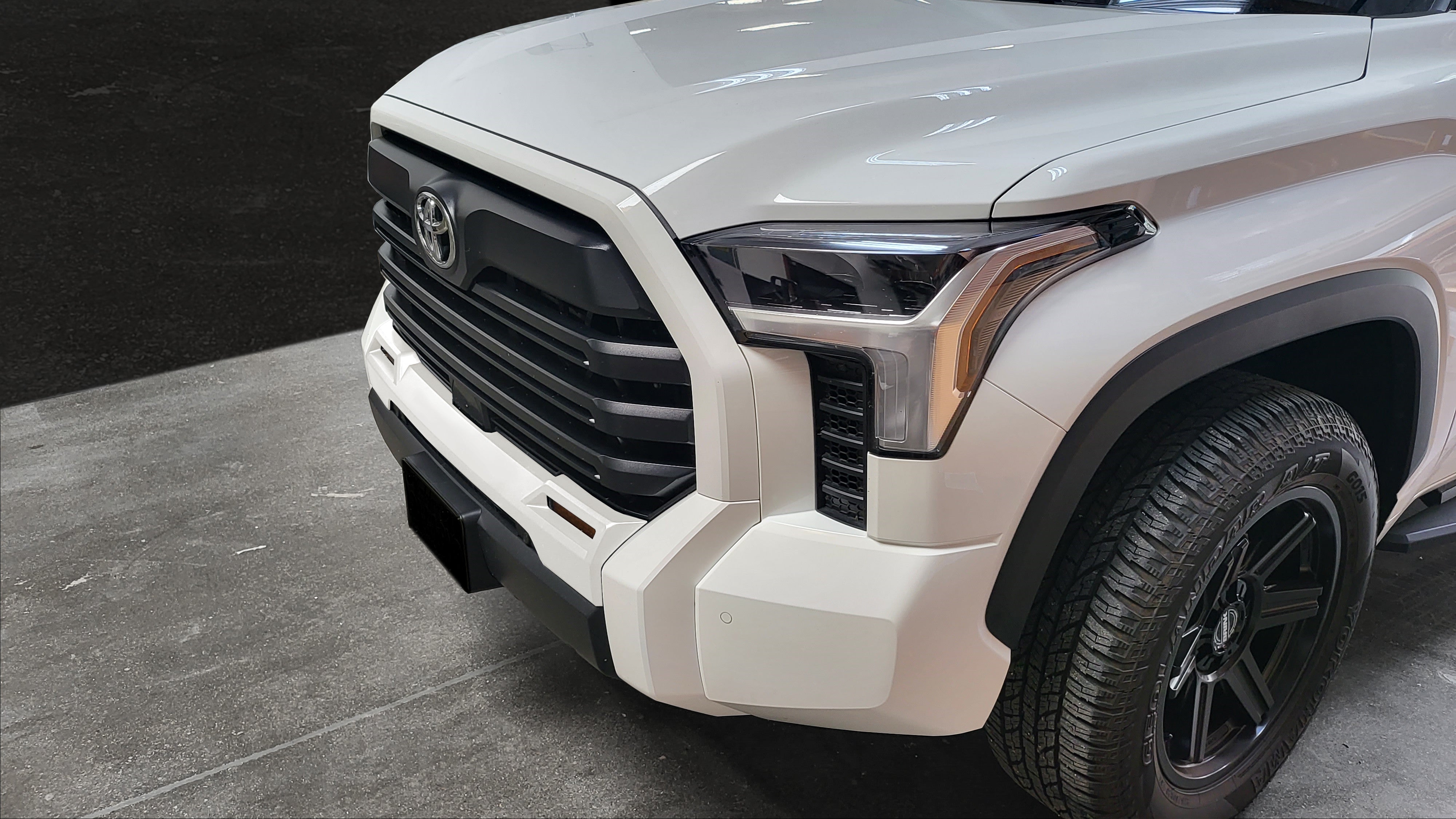 2022-2026 Toyota Tundra Fog Lamp Bezel Chrome Delete Overlay