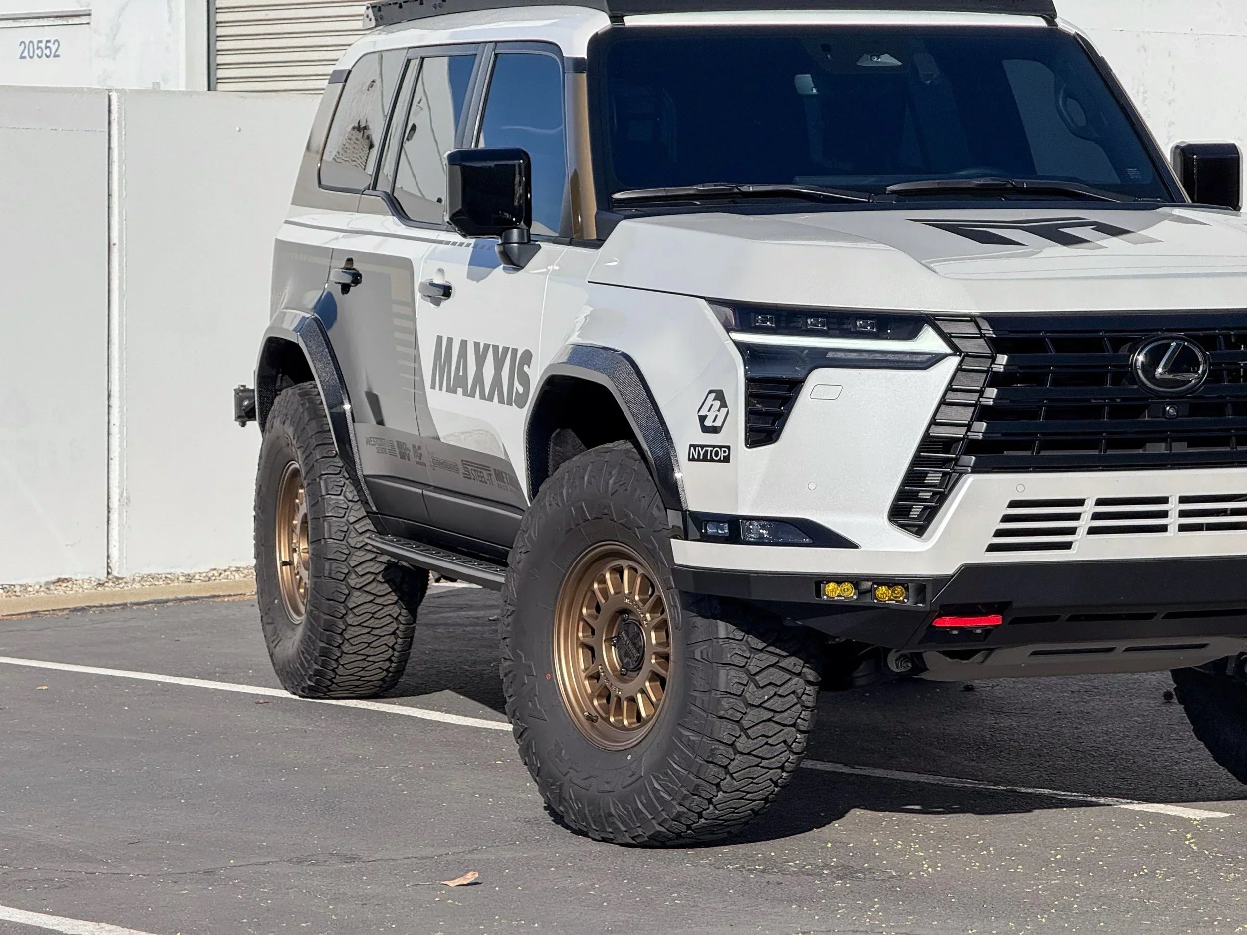 GX550_Fender_Flares_3 - NVMOS