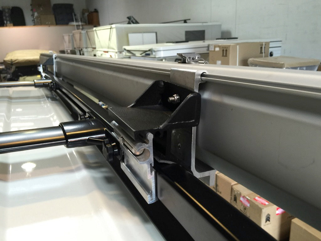 Eezi-Awn Series 1000/2000 Awning Mounts