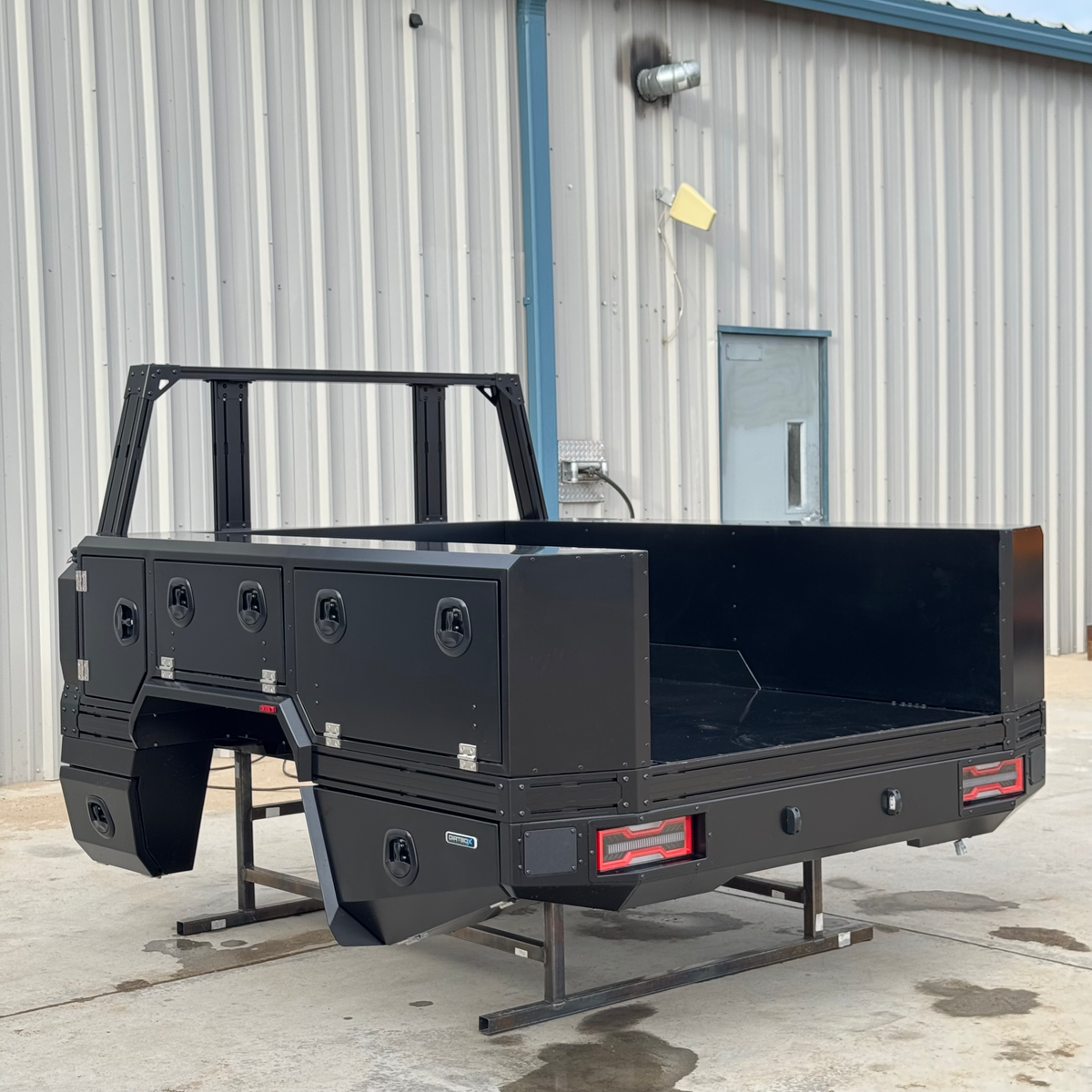 Dirtbox Overland Transformer drop center flatbed for Chevy, GMC and Ford trucks