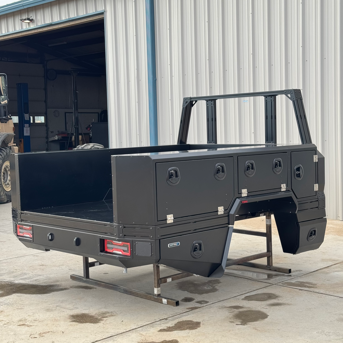 Dirtbox Overland Transformer drop center flatbed for Chevy, GMC and Ford trucks