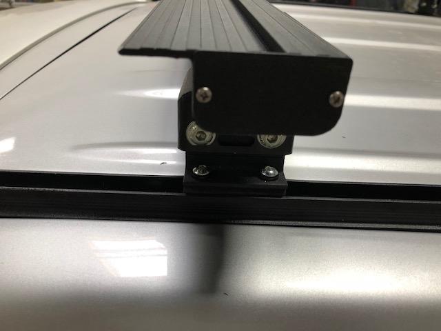 Conjuntos de barras de carga adicionales para montaje en riel K9 (1 barra de carga y 2 pies)