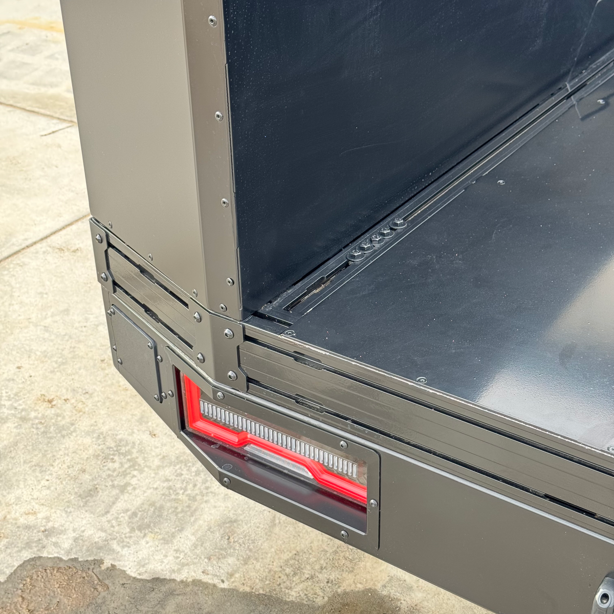 Dirtbox Overland Transformer drop center flatbed for Chevy, GMC and Ford trucks