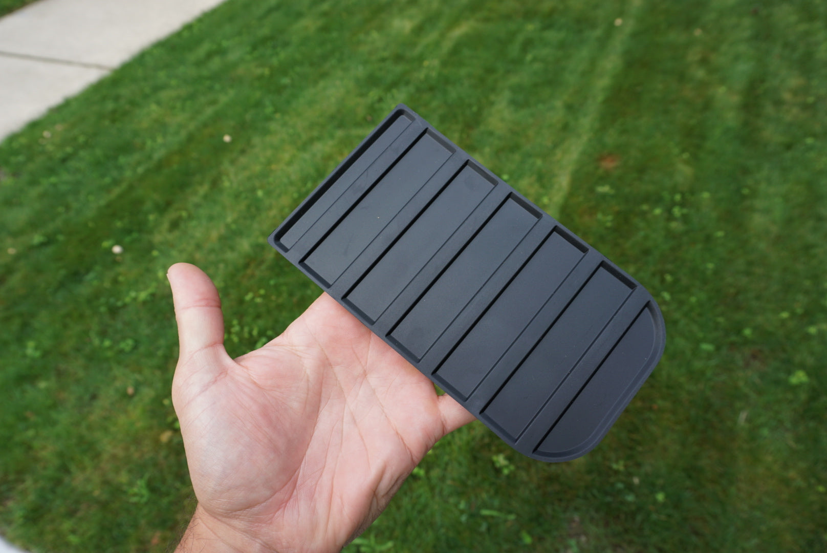 Center Console Tray Liner (2014-2021 Tundra) - BLACK