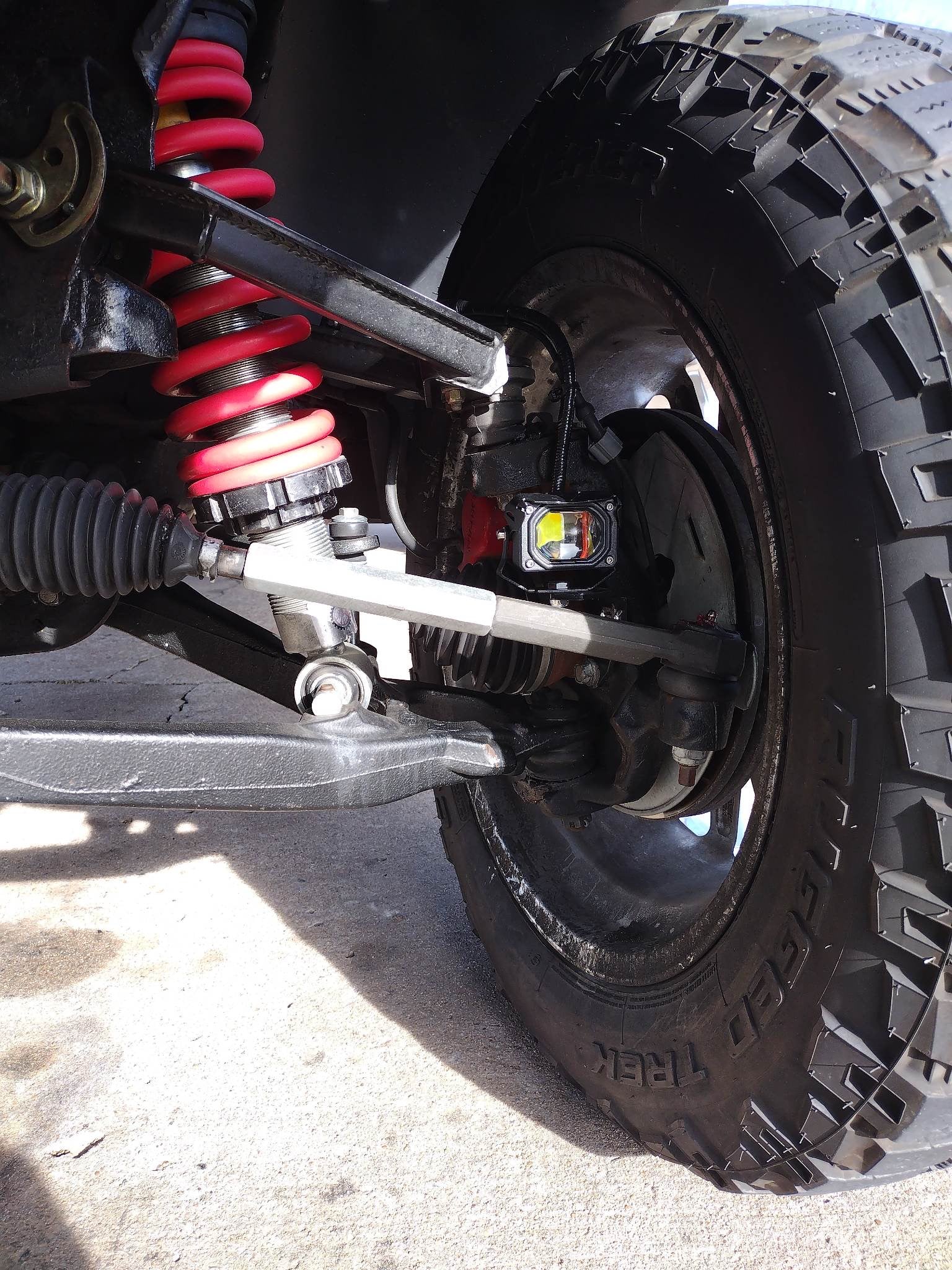 Chevy/GMC Steerable Knuckle Pod Light Mounts (1999-2019)