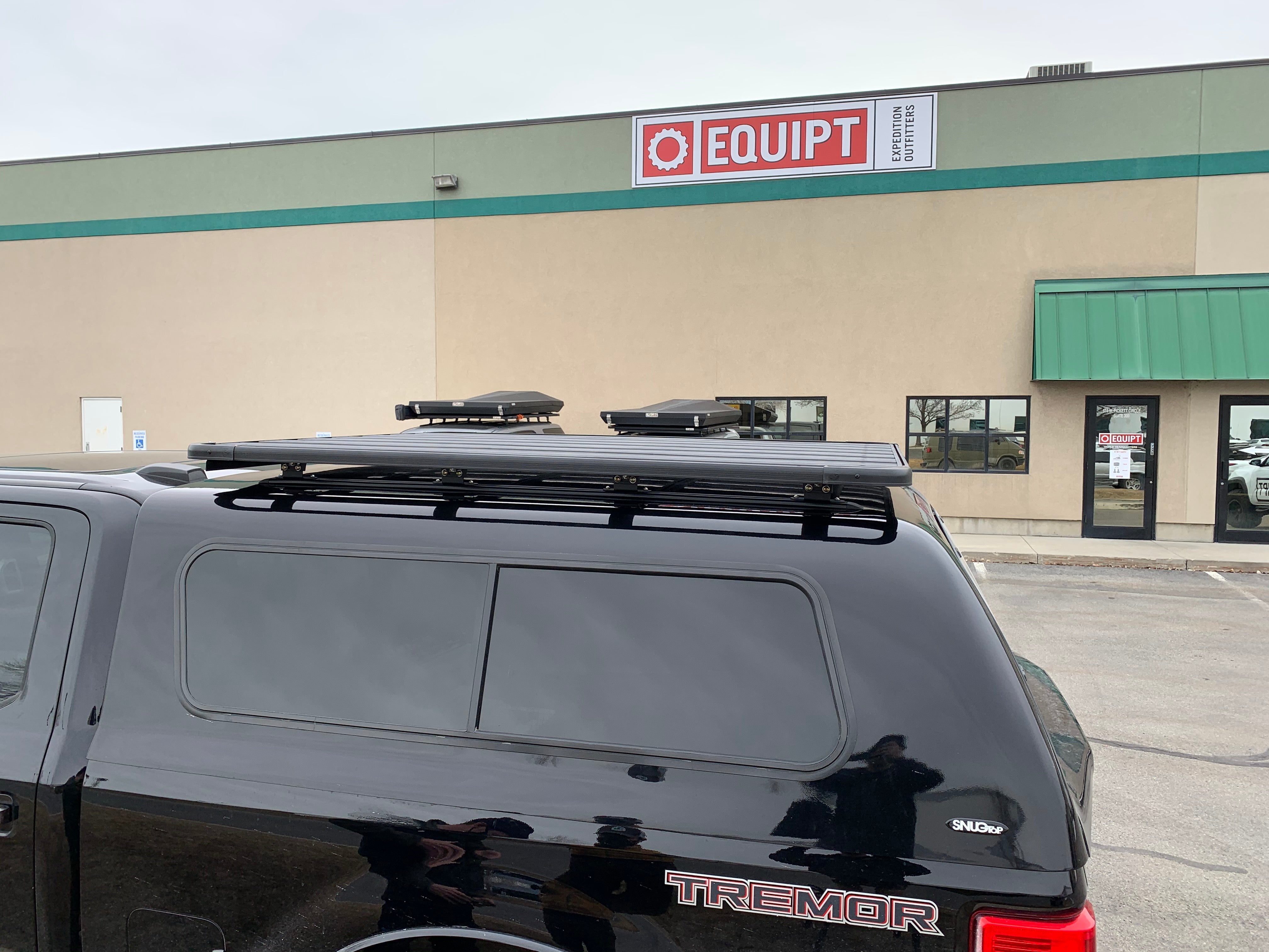 Equipt K9 车顶行李架系统,适用于 Thule 或 Yakima 脚架