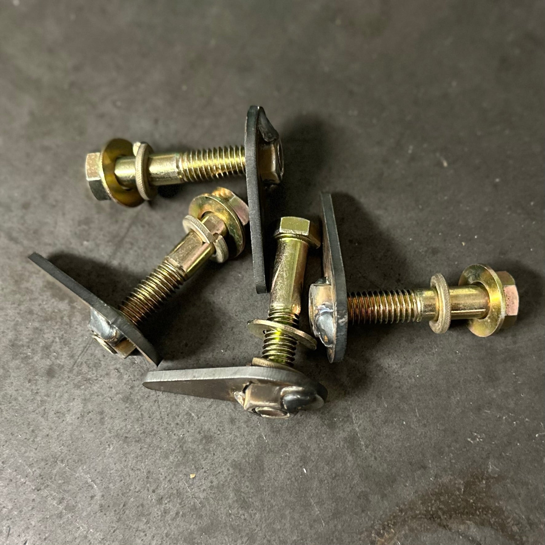 Exhaust Header Down Pipe Bolt and Flag-Nut Set for Jeep TJ / XJ / ZJ / YJ / WJ / LJ