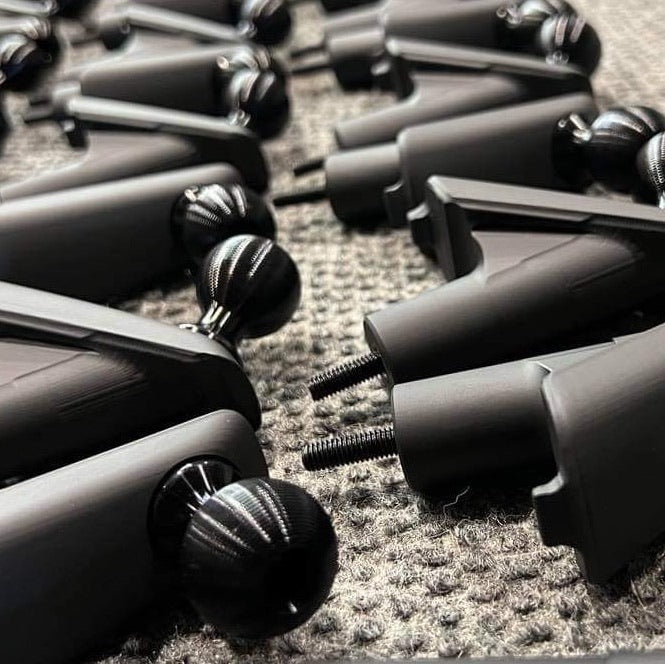 Solución de montaje de rótula para pilar A CMM Offroad 2024 Gladiator/JT (2024 - actualidad)