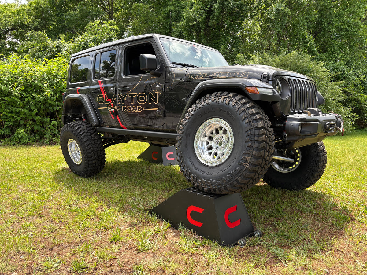 Clayton Off Road Overland+ 4.5-inch long arm lift kit for 2021+ Jeep Wrangler 392