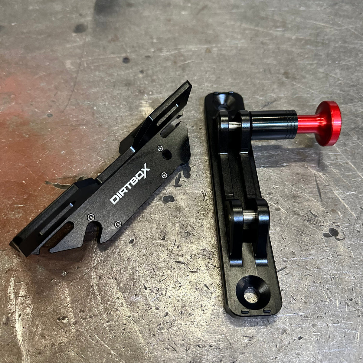 Dirtbox Overland quick release fire extinguisher mount, universal fit
