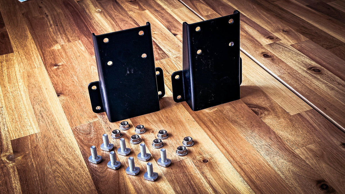 Dirtbox Overland 270 awning high mount bracket