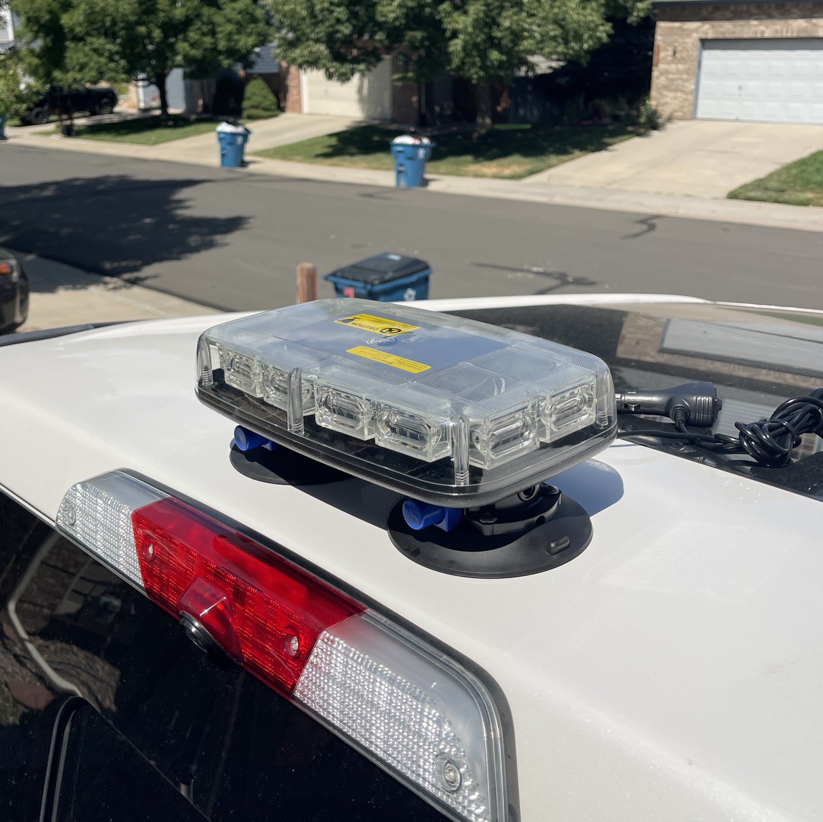 Integral Truck Vacuum Strobe - Rooftop Light for Ford Aluminum Truck Body