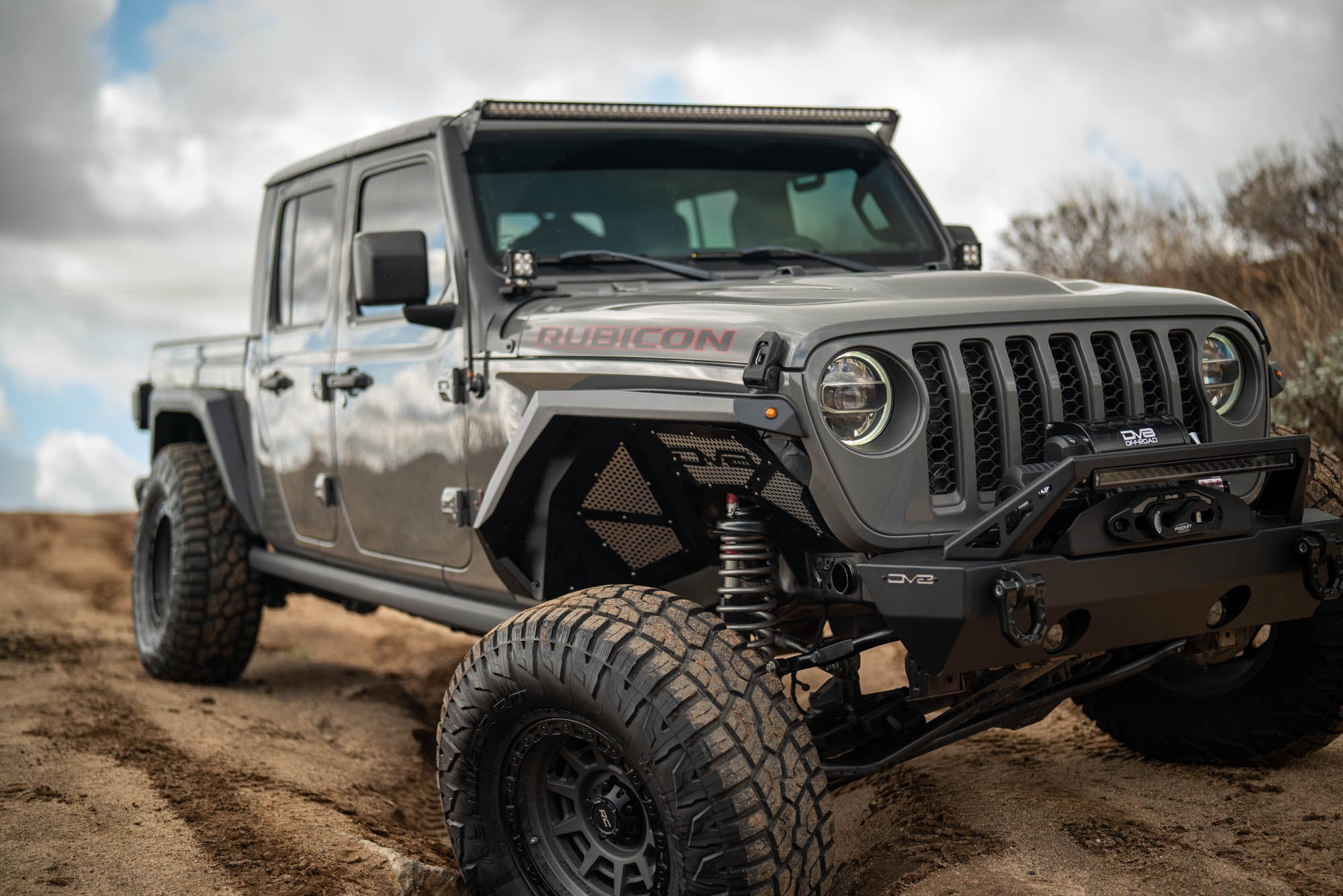 Jeep-Gladiator-JT-Armor-Fender-Flares-Trail-Pic-5 - NVMOS