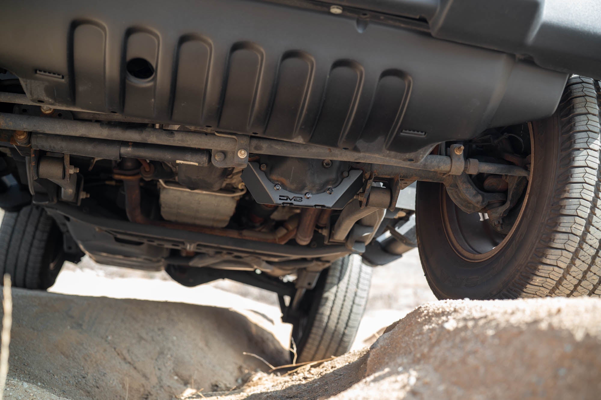 Jeep-Wrangler-JK-Dana-30-Front-Diff-Skid-Plate-Installed-6 - NVMOS