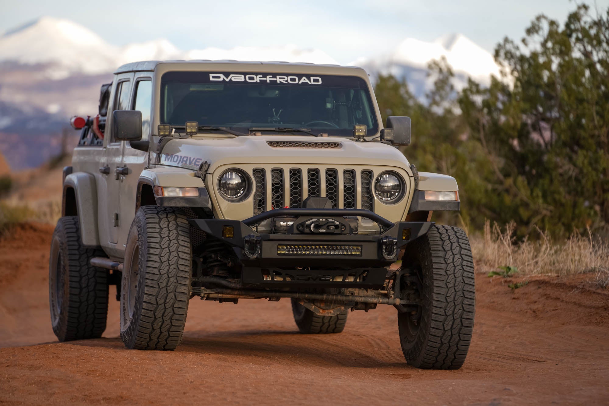 Jeep-Wrangler-JK-JL-_-Gladiator-JT-FS-7-Mid-Width-Winch-Front-Bumper-8 - NVMOS