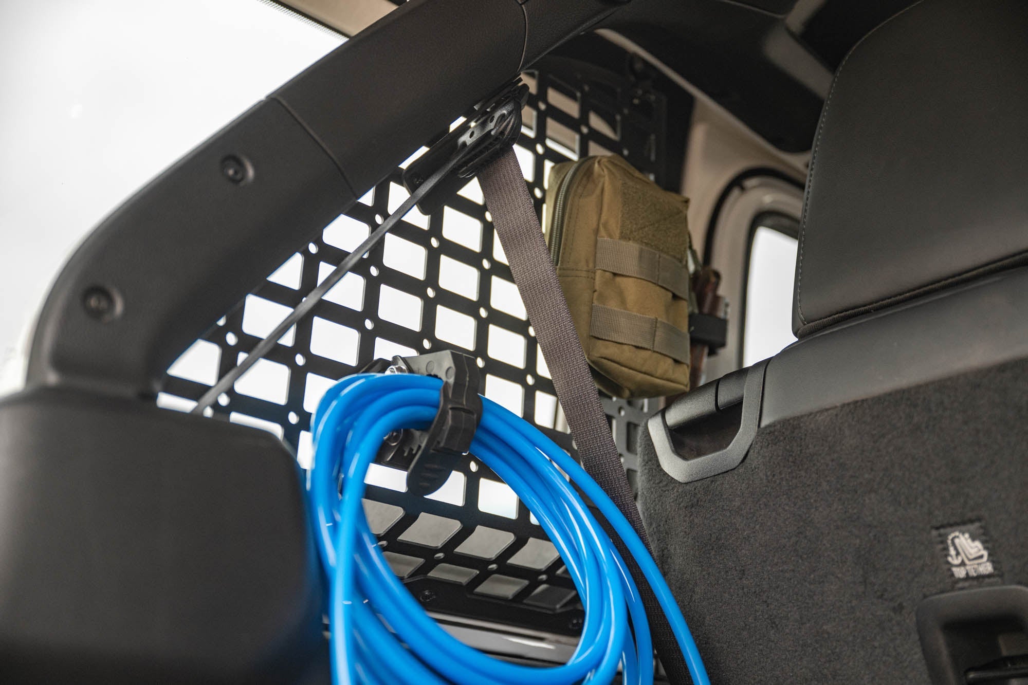 Jeep-Wrangler-JL-4-Door-Rear-Window-Pocketed-Molle-Panels-Installed-7 - NVMOS