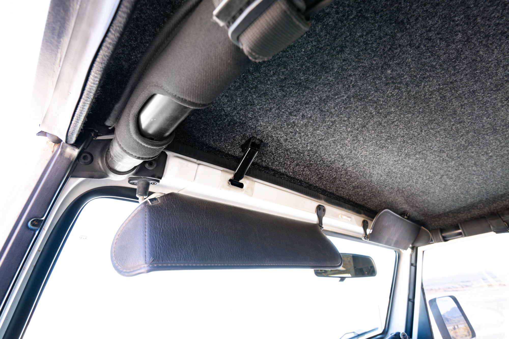 Jeep-Wrangler-TJ-Hardtop-09 - NVMOS