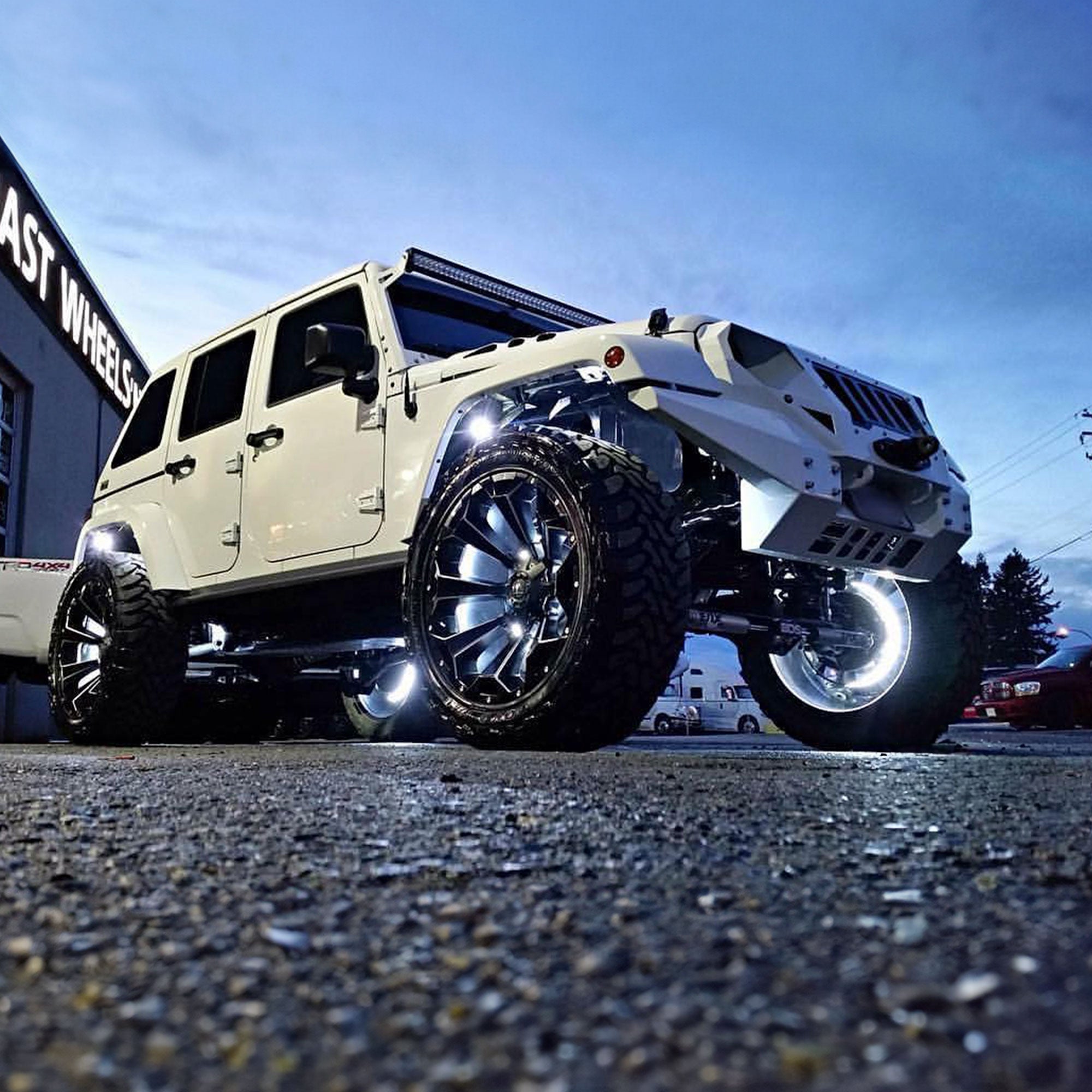 Jeep_Wrangler_White_Wheel_Rings_360efde8-2b43-48ff-ad0f-8df6ae6f1a57 - NVMOS