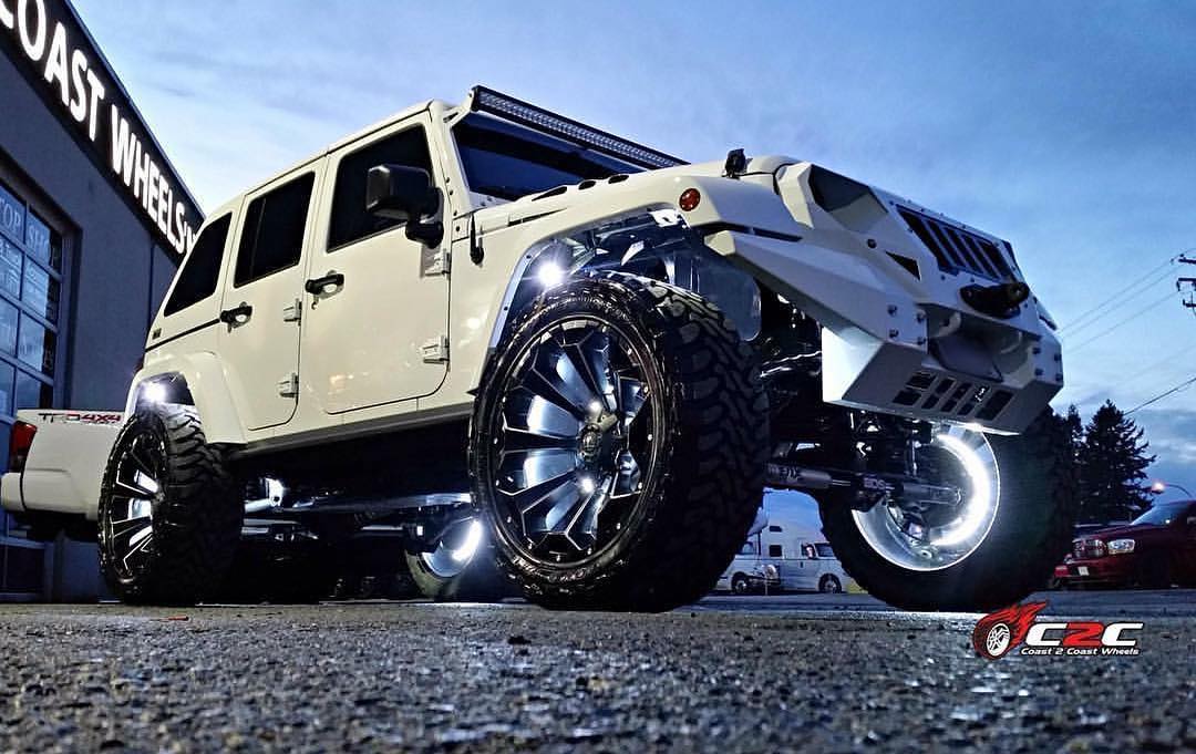 Jeep_Wrangler_White_Wheel_Rings_a94e2659-72b9-4d8f-b426-f4219c319abf - NVMOS