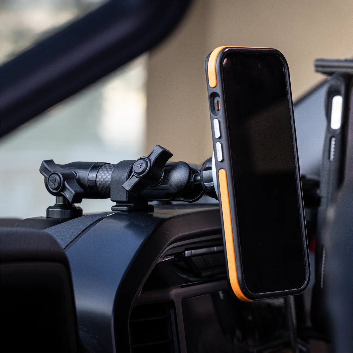 Build Your Own TRAXX™ - Slim Track Dash Bracket | 2021+ Ford F-150 (See Compatibility Info For Specific Year/Trim Fitment Details)
