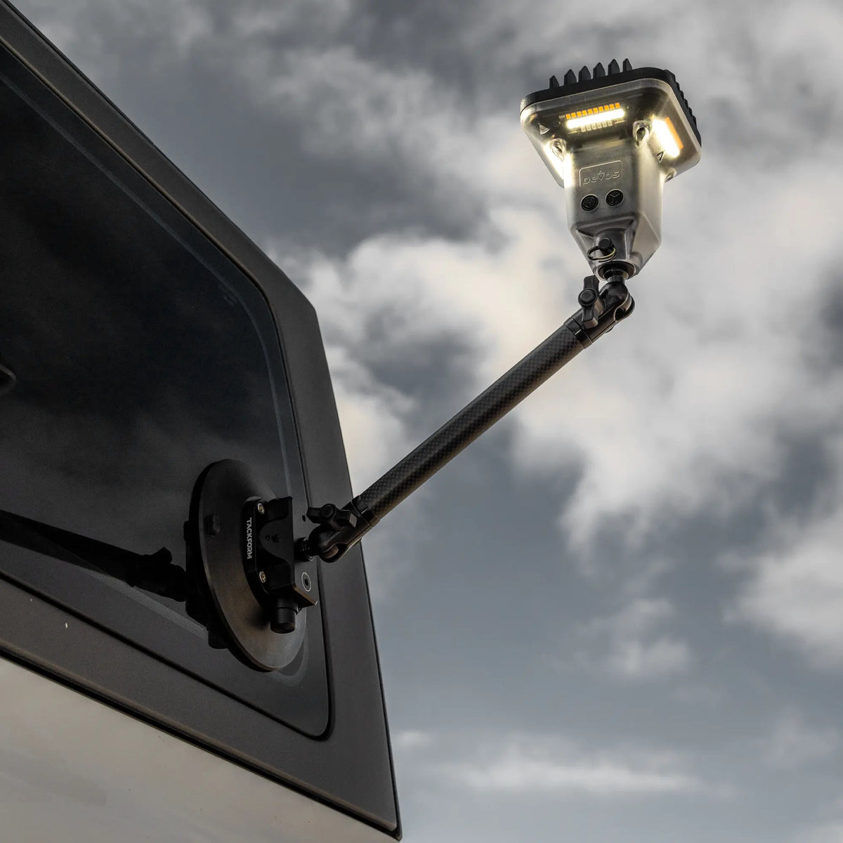 Tackform Devos LightRanger 2000 mount kit with 5.75" pump suction cup, universal fit