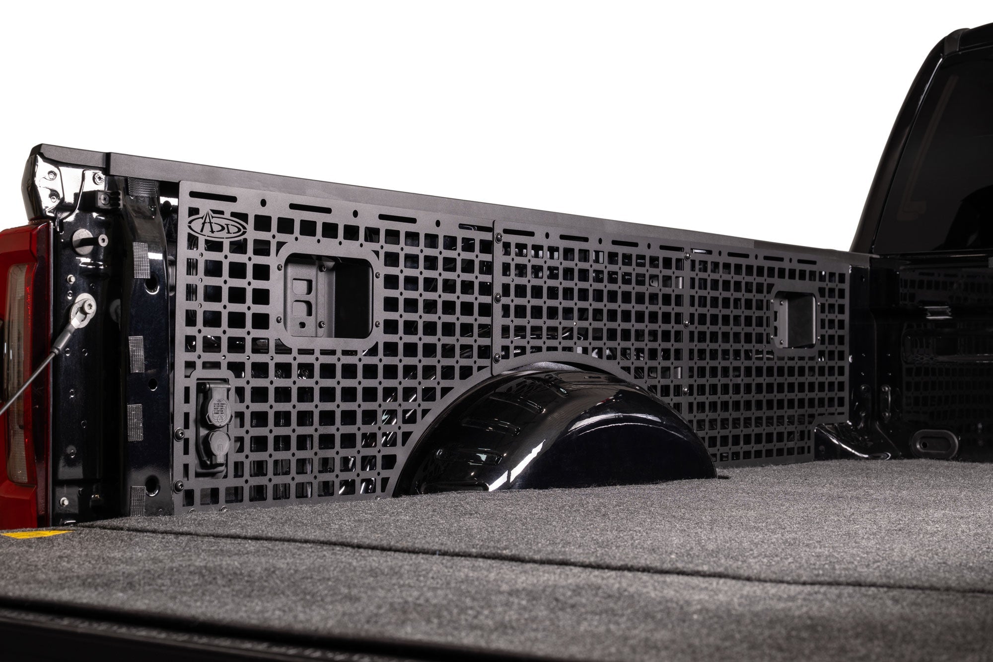 Long-Bed-Ford-Super-Duty-Bed-Side-Molle-Panels-10 - NVMOS