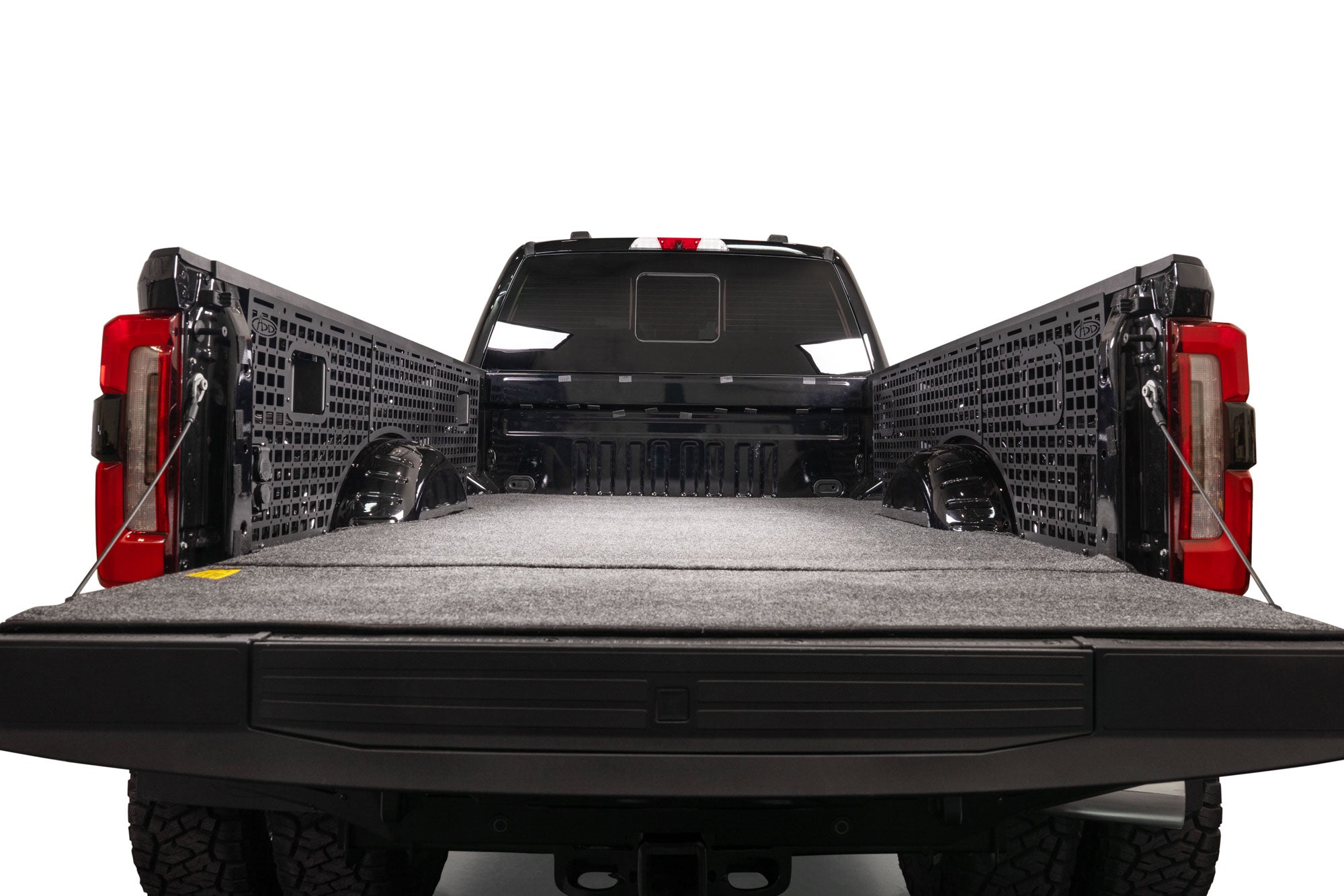 Long-Bed-Ford-Super-Duty-Bed-Side-Molle-Panels-4 - NVMOS