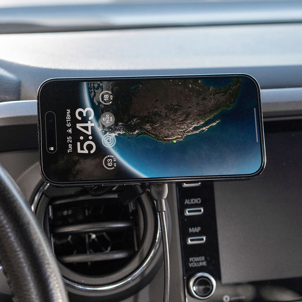Tackform Peak Design wireless charging cradle with 20mm ball for universal fit