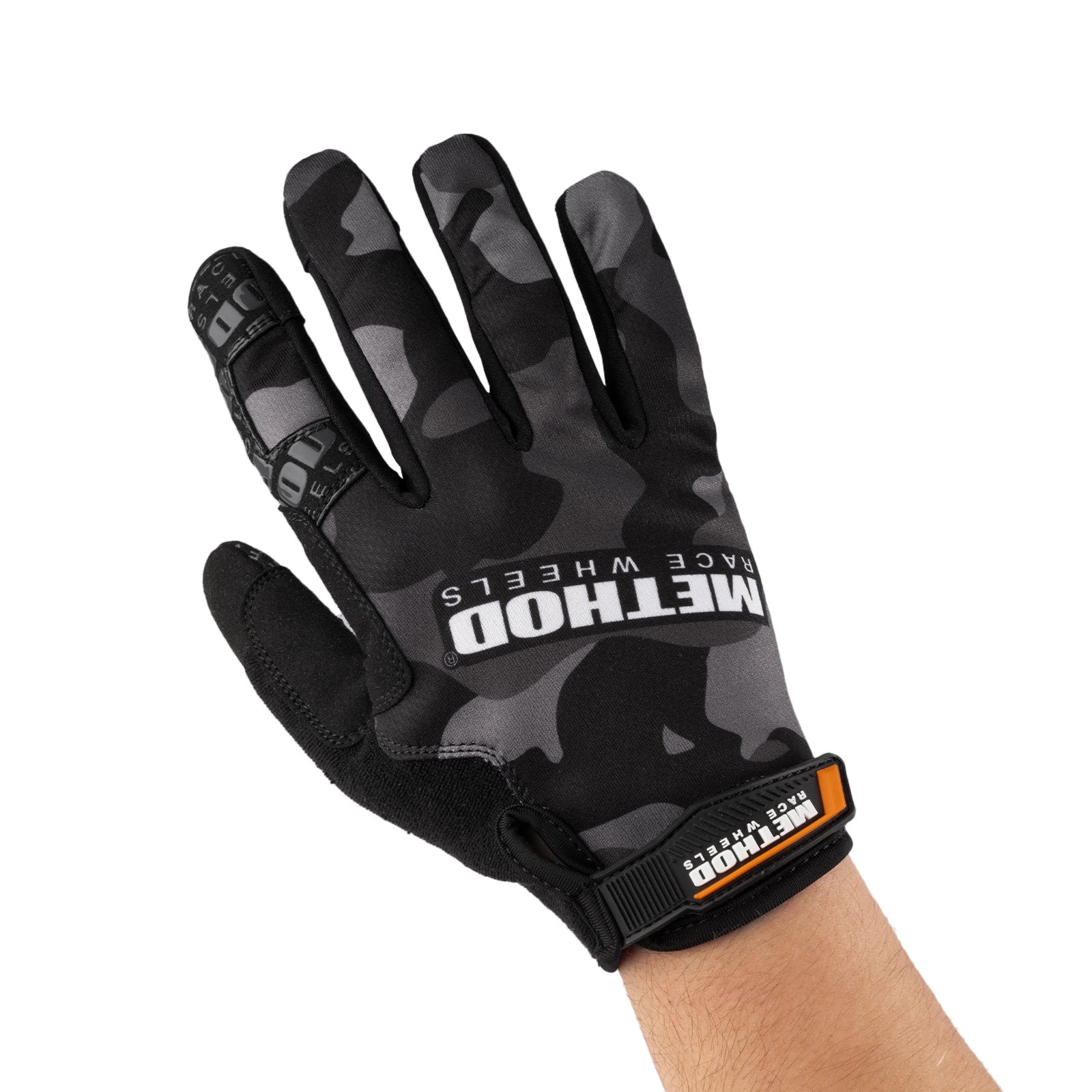 MRW-2023-Cammo-Gloves-3_d7269c2f-04eb-4d07-8a4f-c9b3e384999f - NVMOS