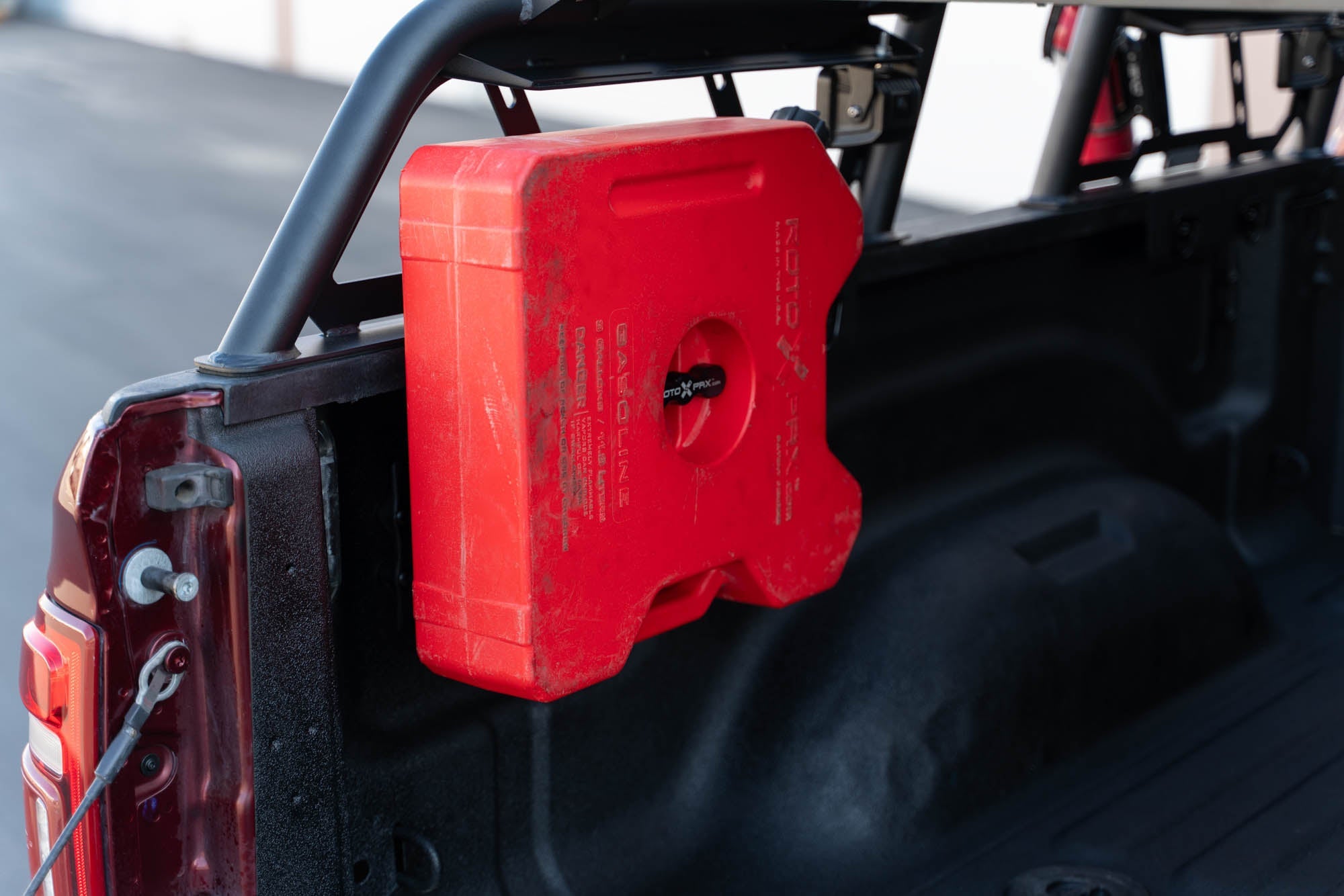 MTO-Series-Full-Size-Truck-Bed-Rack-Universal_Installed_17 - NVMOS