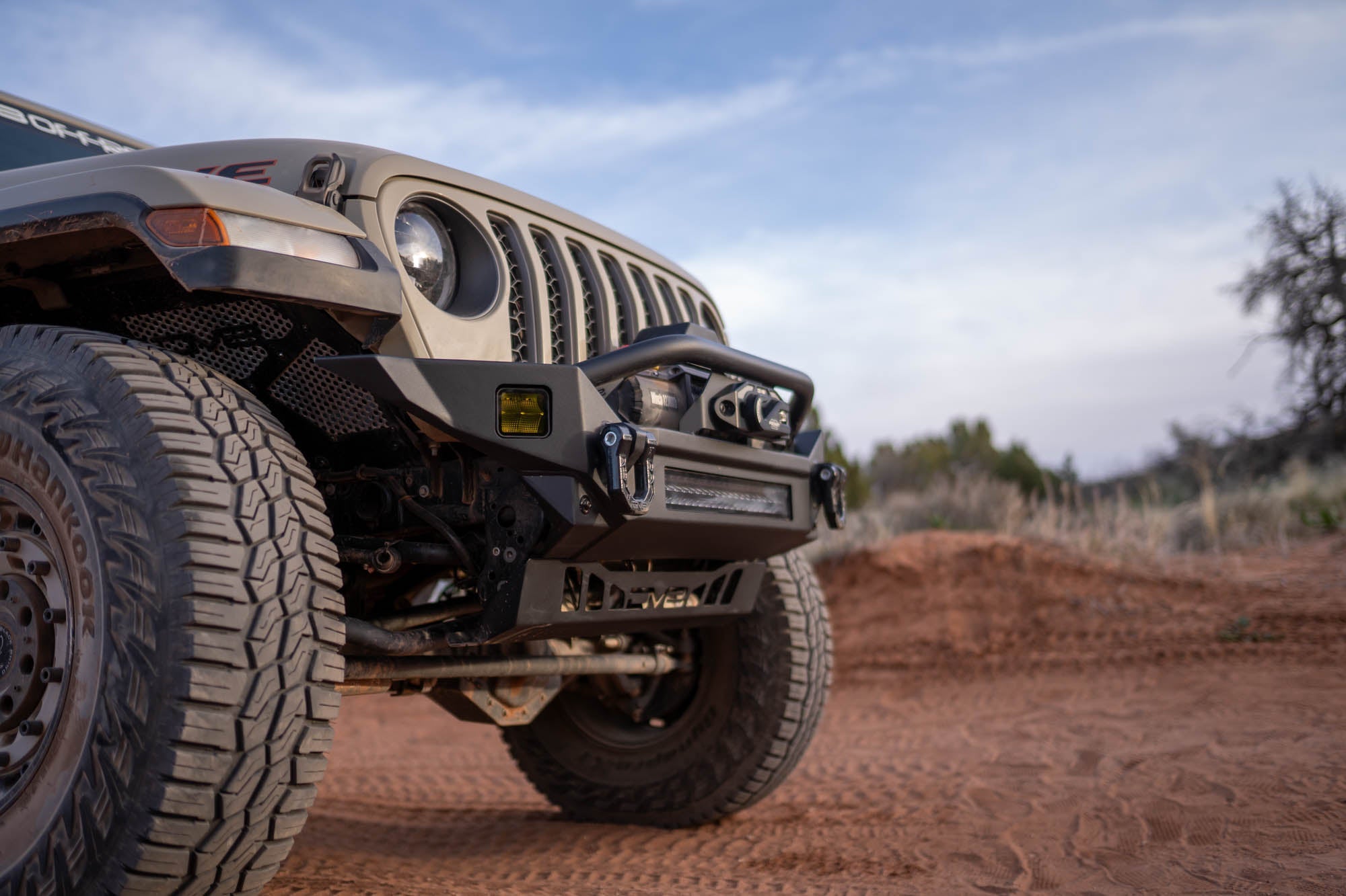 Off-Road-Jeep-JL-_-JT-Sway-Bar-Disconnect-Skid-Plate-6 - NVMOS