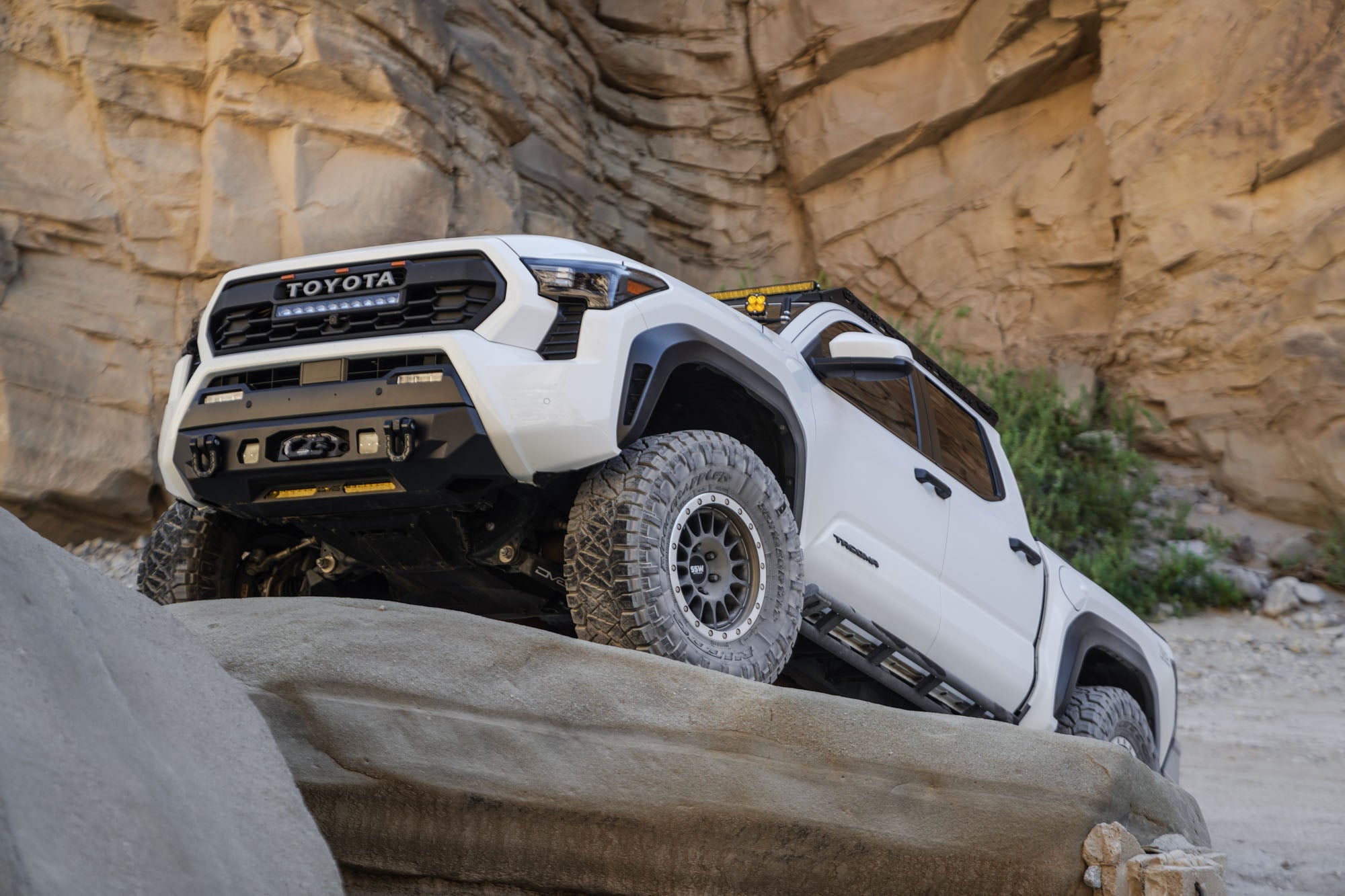 Phantom-Yota-Tacoma-4th-Gen-10 - NVMOS