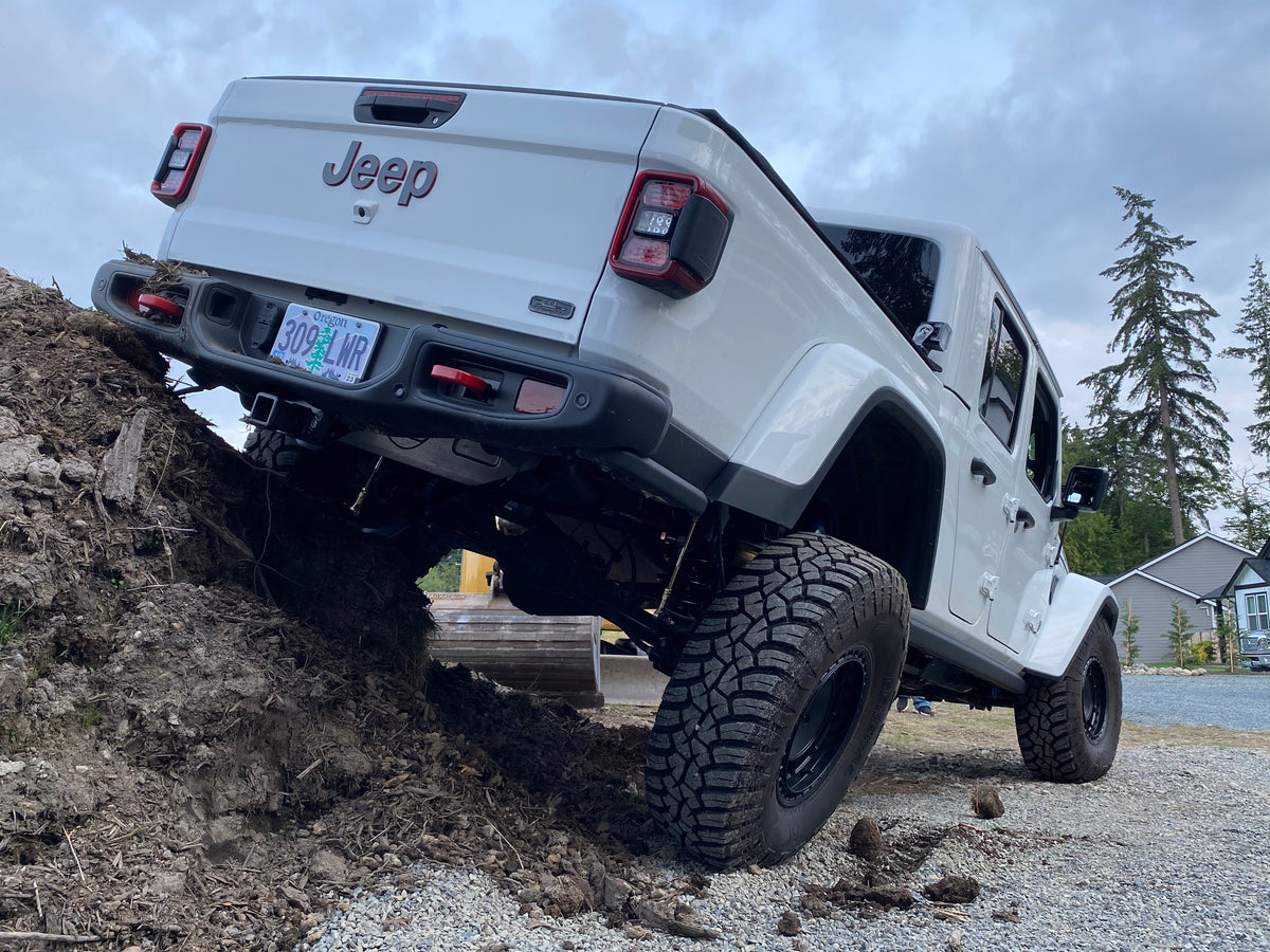 Jeep Gladiator 2.5" Premium Lift Kit (2020+, JT)