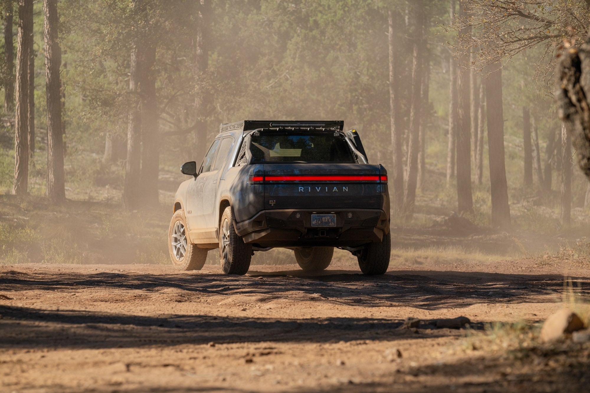 Rivian-R1T-Rear-Bumper-Off-Road-19 - NVMOS