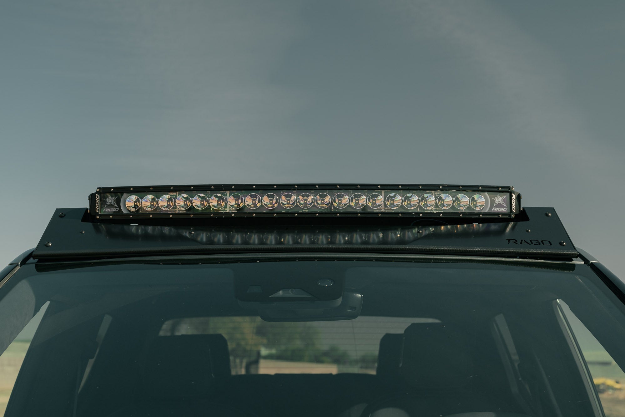Rivian-R1T-Roof-Rack-w-Light-Pocket-12 - NVMOS