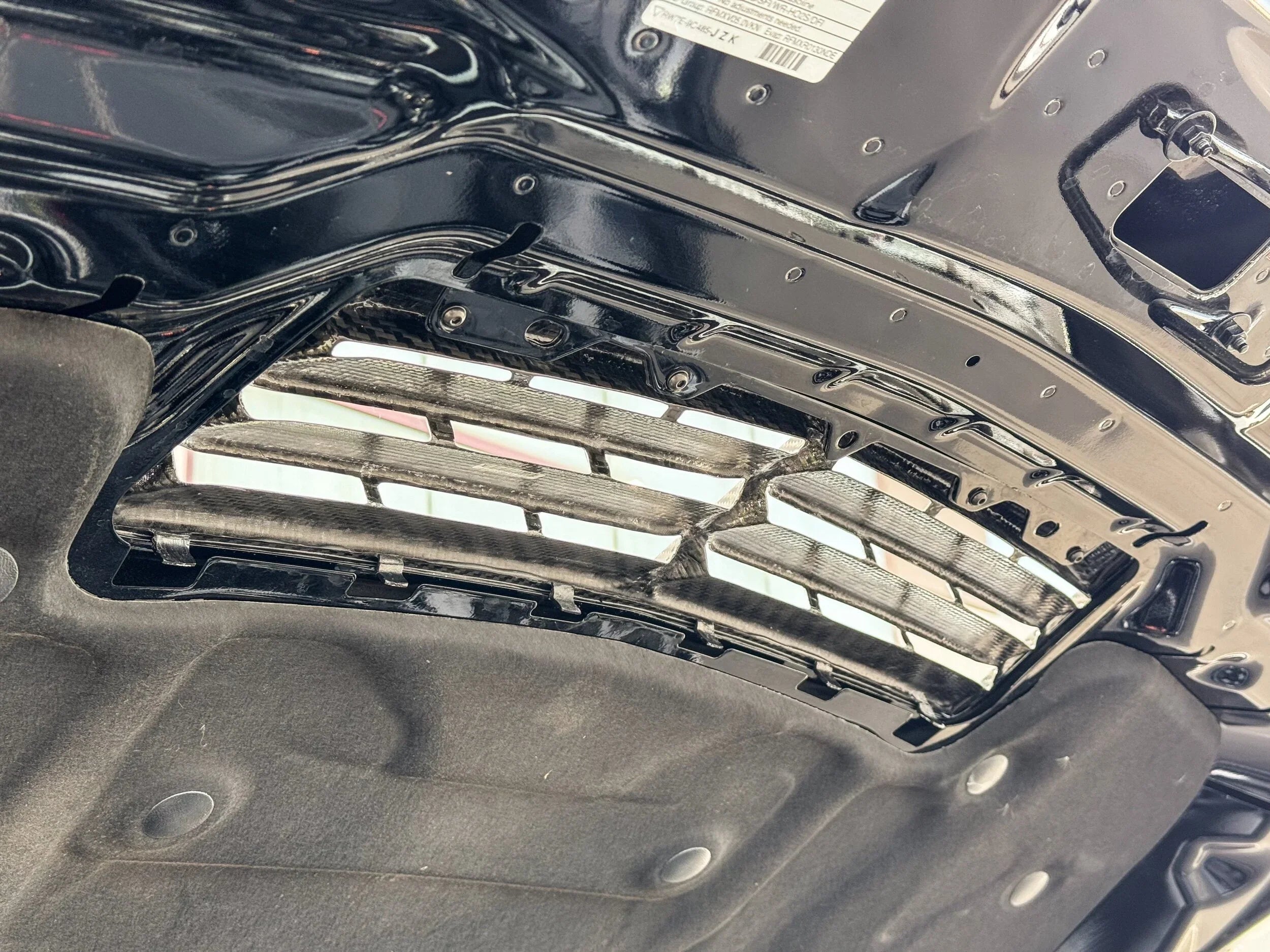 2024-Current Ford Mustang GT Dry Carbon Hood Vent