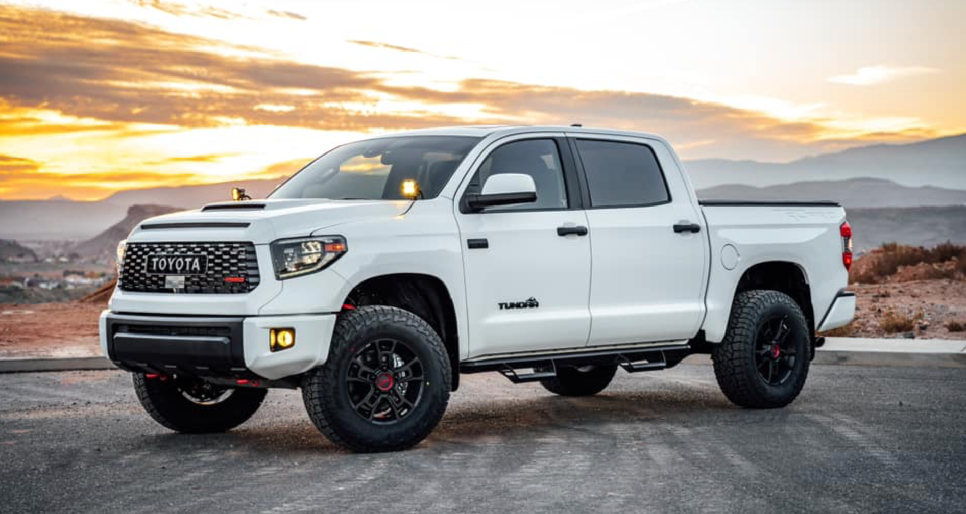 Coachbuilder TRD PRO Kit ( 2015-2017 / 2019-2021)