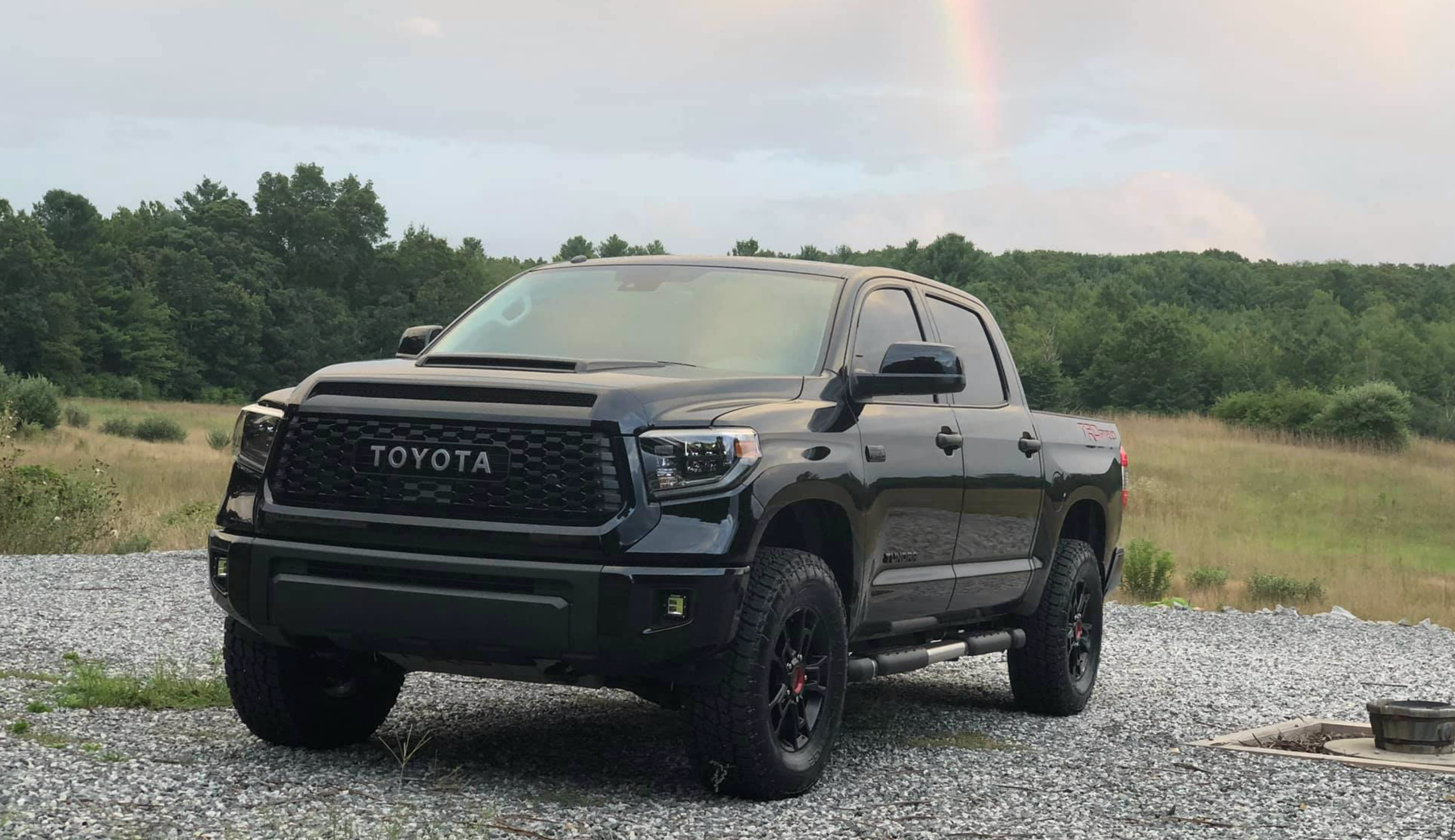 Coachbuilder TRD PRO Kit ( 2015-2017 / 2019-2021) – view 12