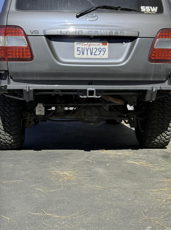 Dr. KDSS B.O.T.C.K. track bar correction kit for Toyota Land Cruiser 100 Series and Lexus LX 470