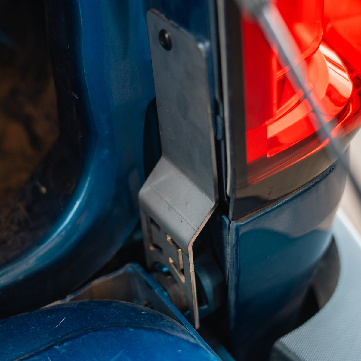 Cali Raised LED tailgate theft protector for Chevy Colorado and GMC Canyon 2015-2022