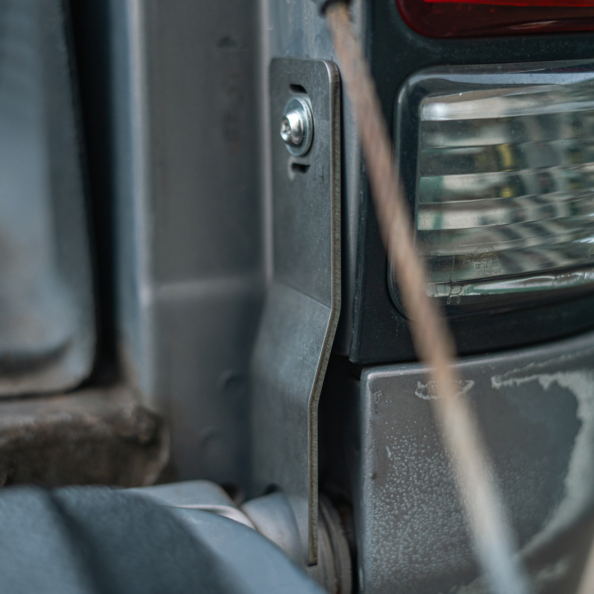 Cali Raised LED tailgate theft protector for Toyota Tundra 2000-2006