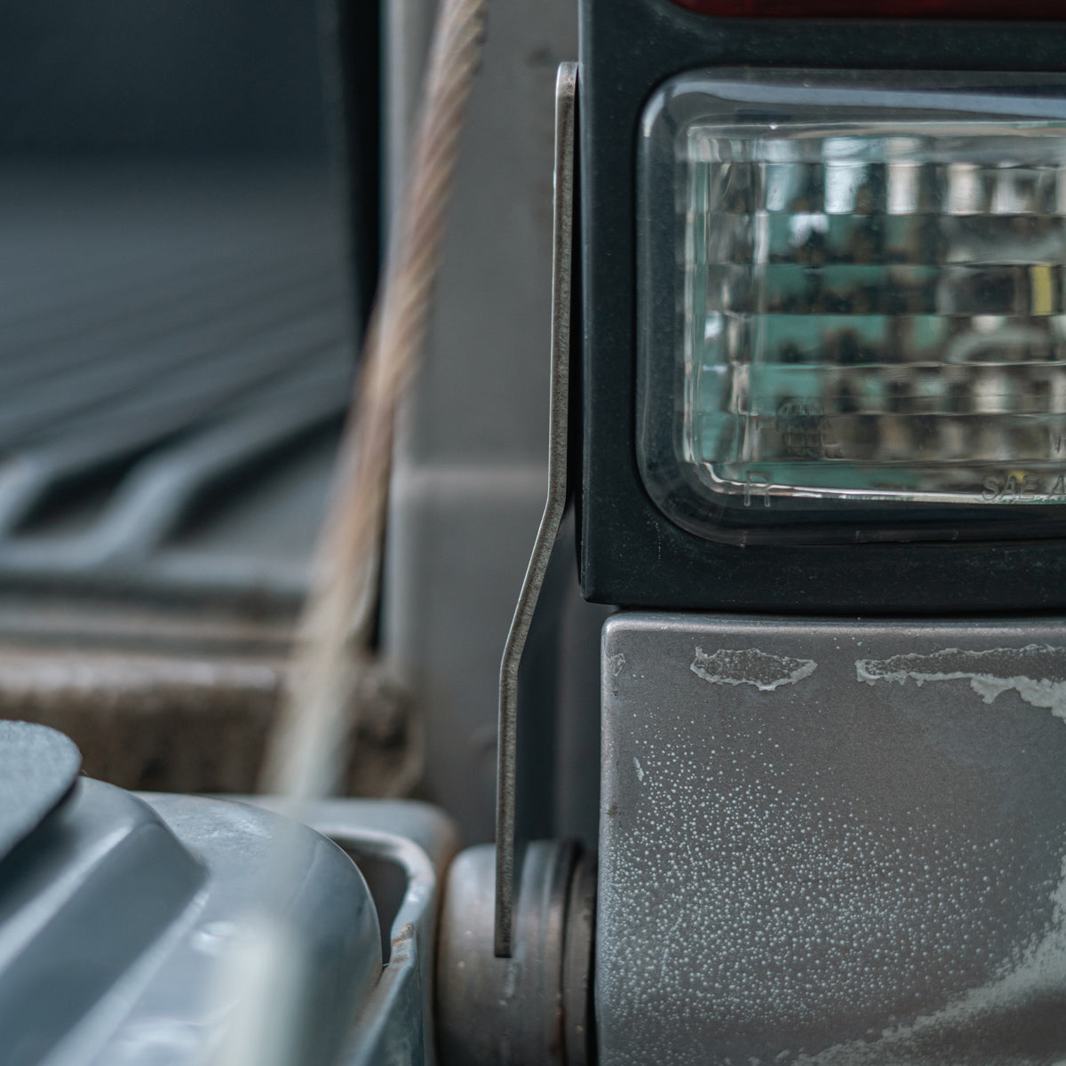 Cali Raised LED tailgate theft protector for Toyota Tundra 2000-2006