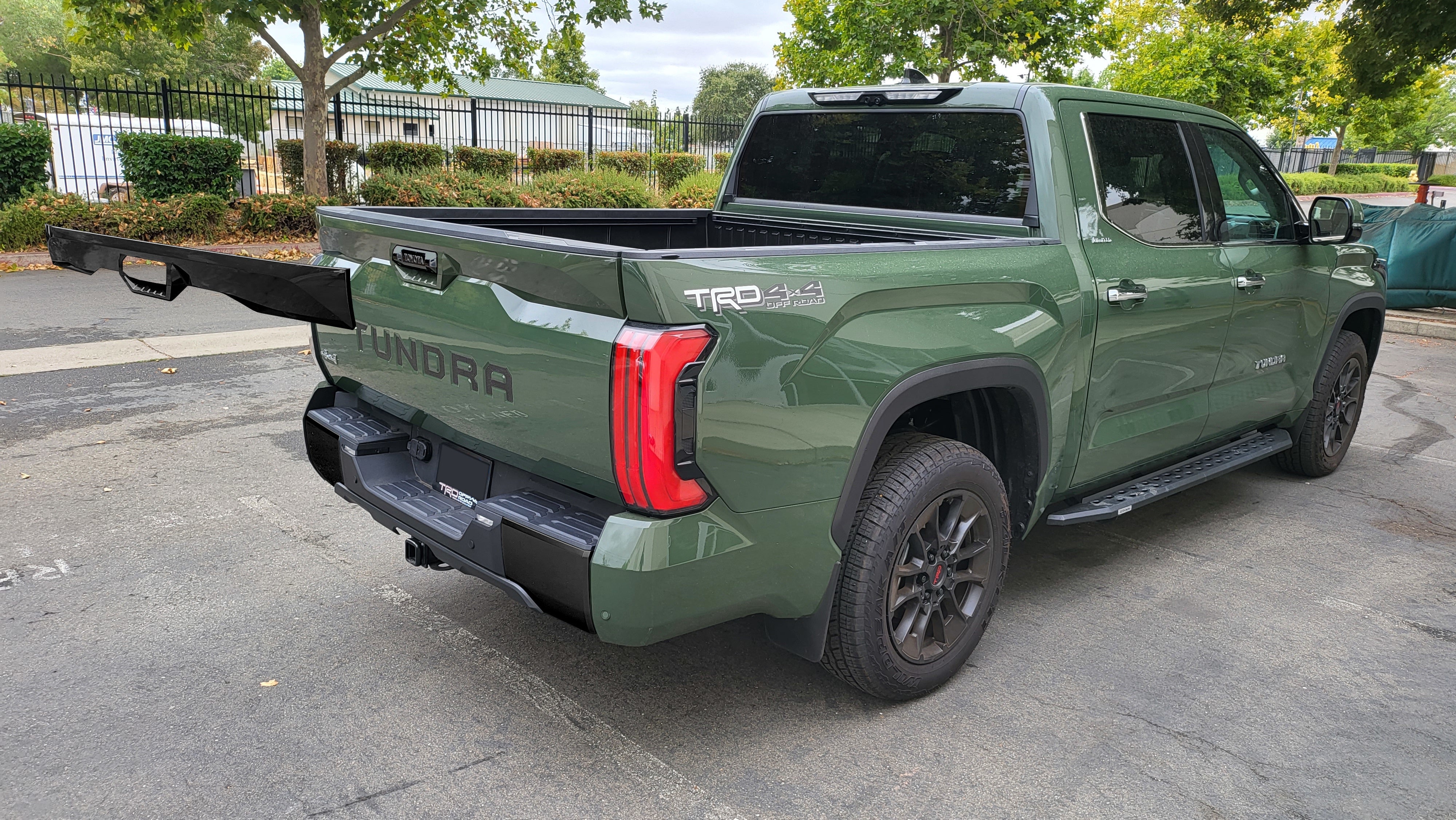 2022+ Toyota Tundra Tailgate Applique/Spoiler