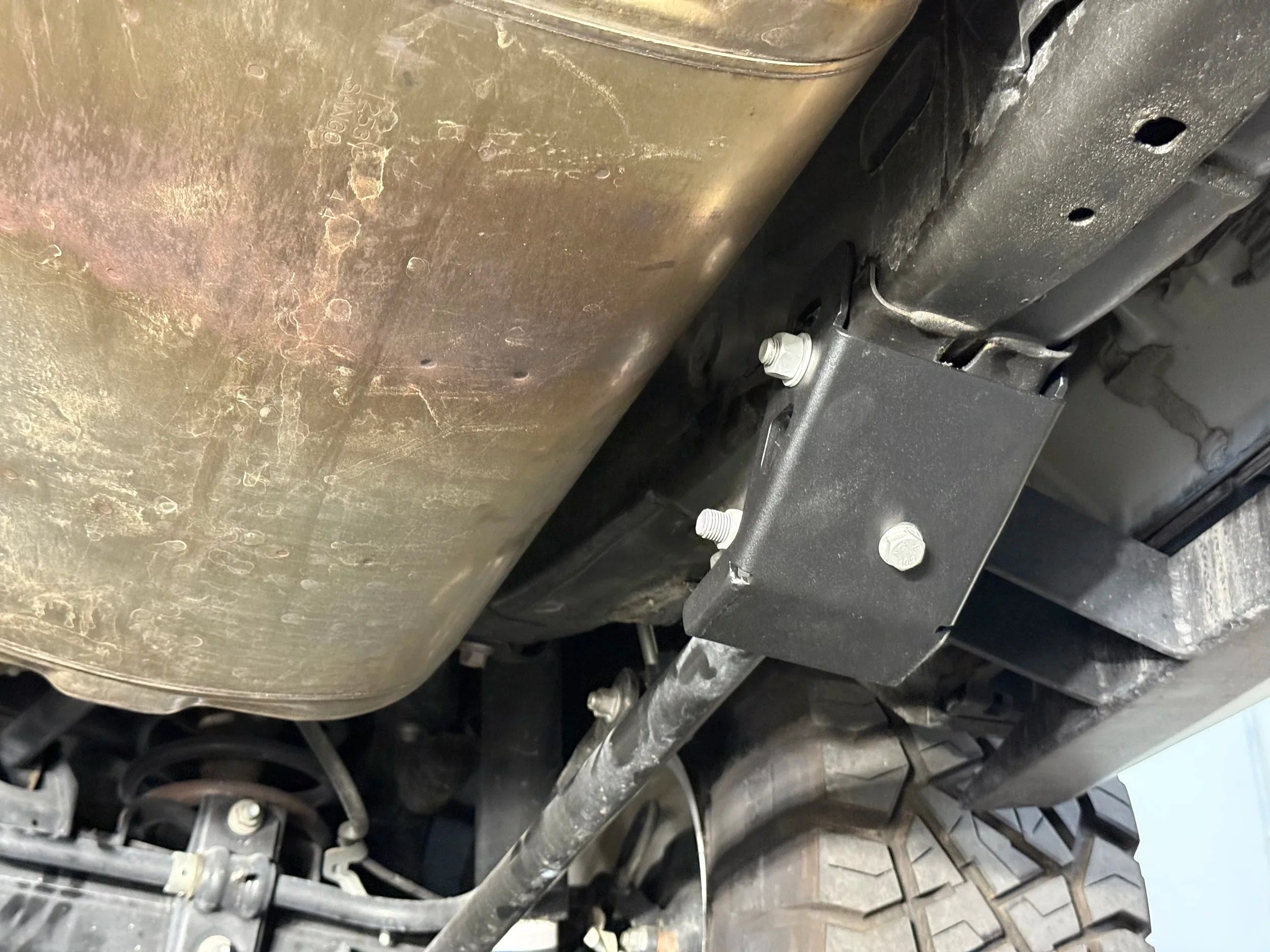 2024-Current Lexus GX550/Toyota Land Cruiser Lower Trailing Arm Skid Plate Kit