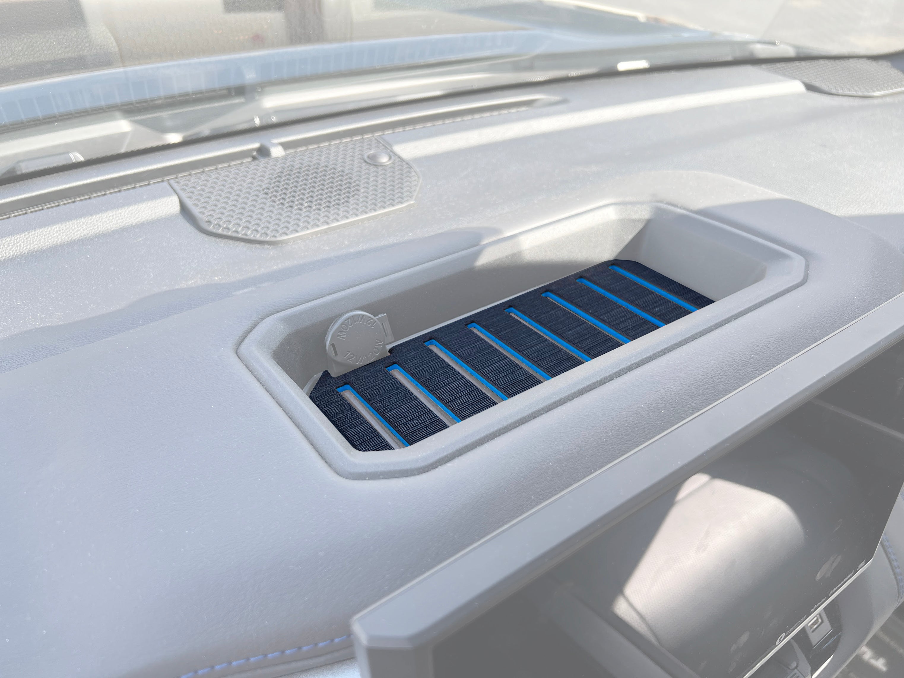 TUN099-FBL-X_Opacity - NVMOS