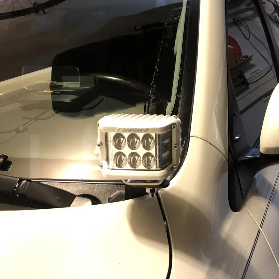 Toyota Land Cruiser 200 Series with ditch light bracket and mounted LED ditch light