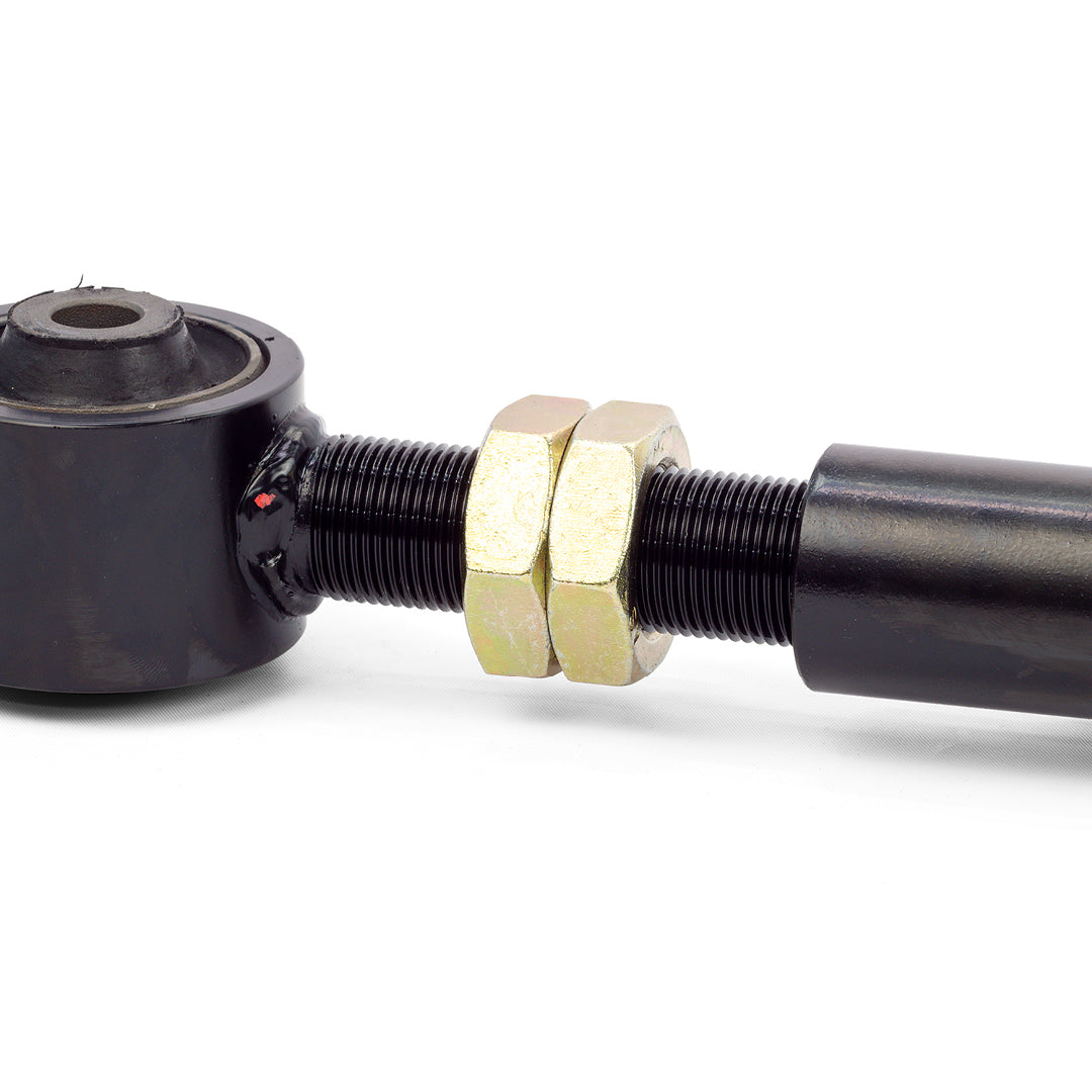 Dobinsons rear adjustable lower trailing arms for Land Cruiser 100 Series and LX 470