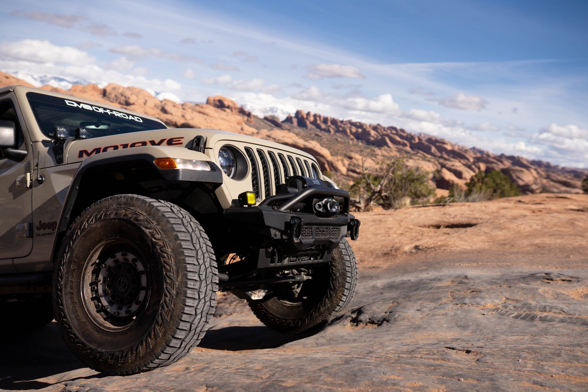 Wrangler_Gladiator-Spec-Series-Front-Bumper-Jeep-Safari-2 - NVMOS