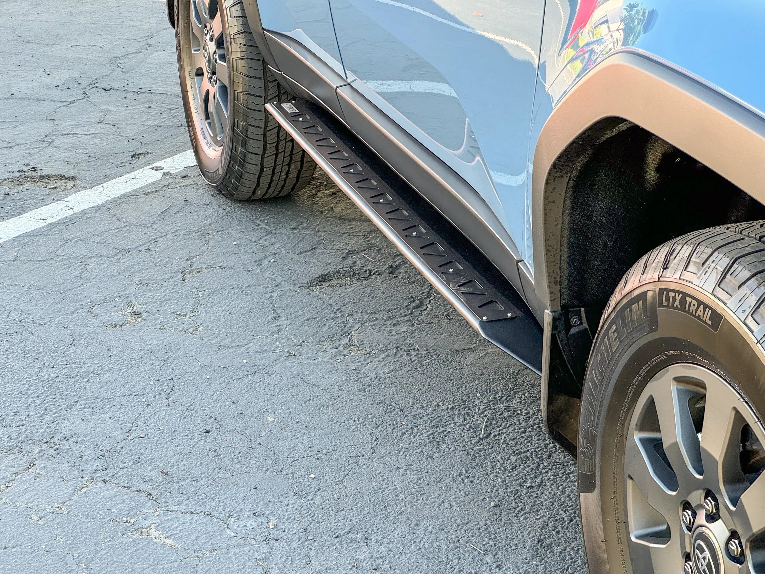 2024-Current Lexus GX550/Toyota Land Cruiser Rock Sliders